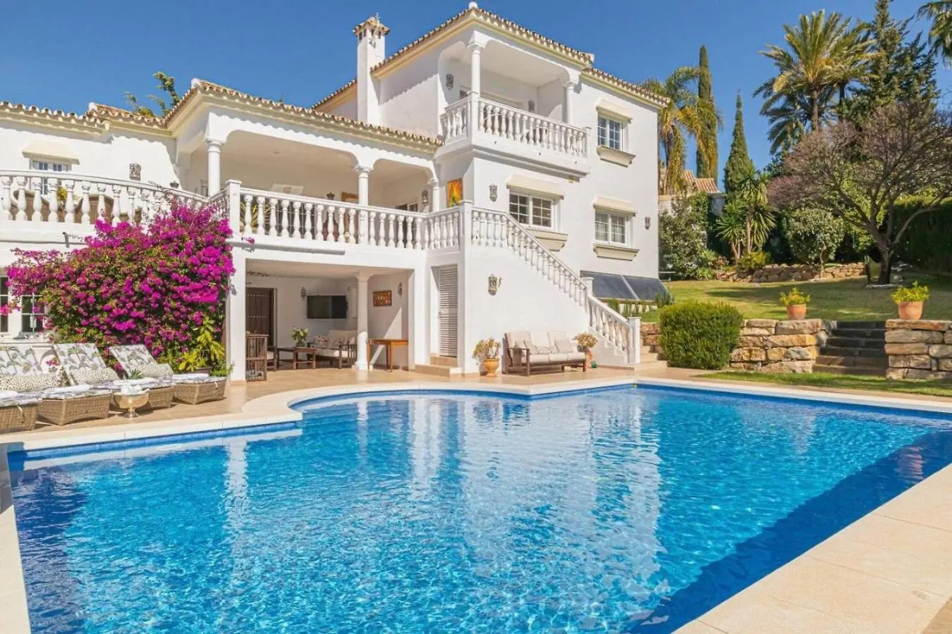 Your Holiday Home From Home Estepona 0*,  Spanien